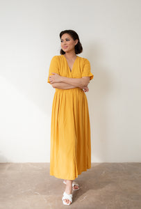 MUM x LQA: Tamera Dress with Cinched Waist