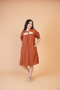 Collar: Sofia Dress