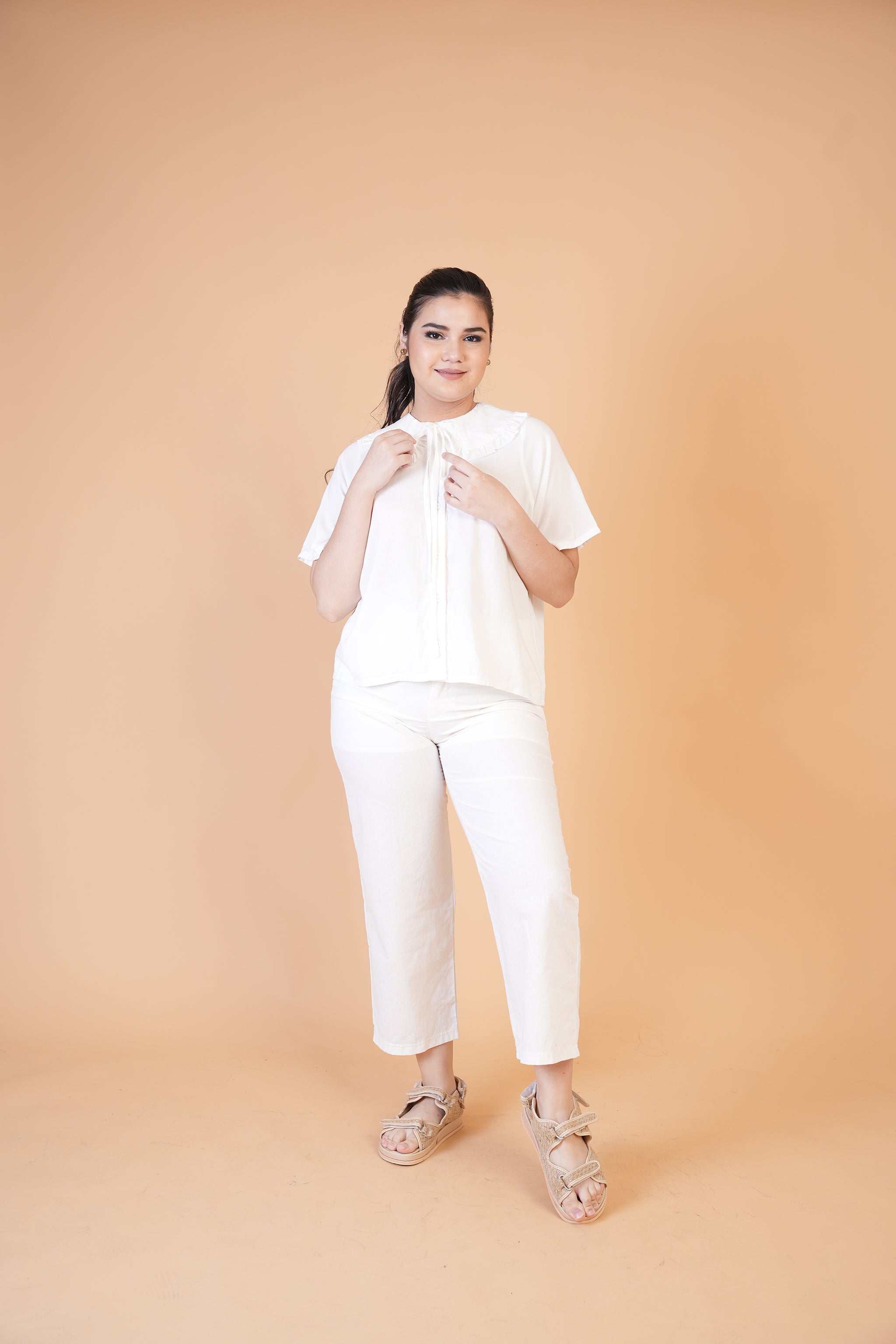 Collar: Vicky Top