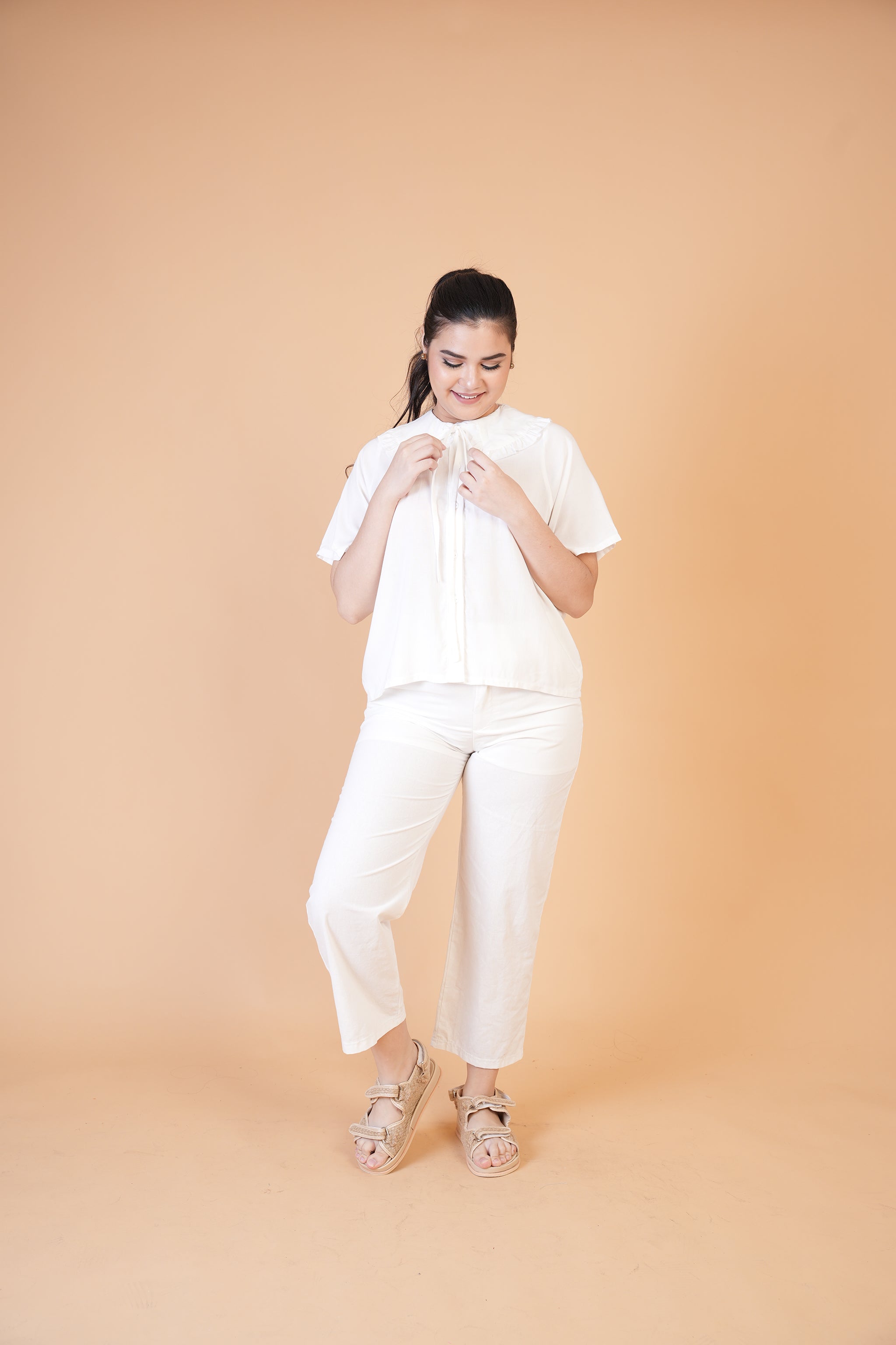 Collar: Vicky Top