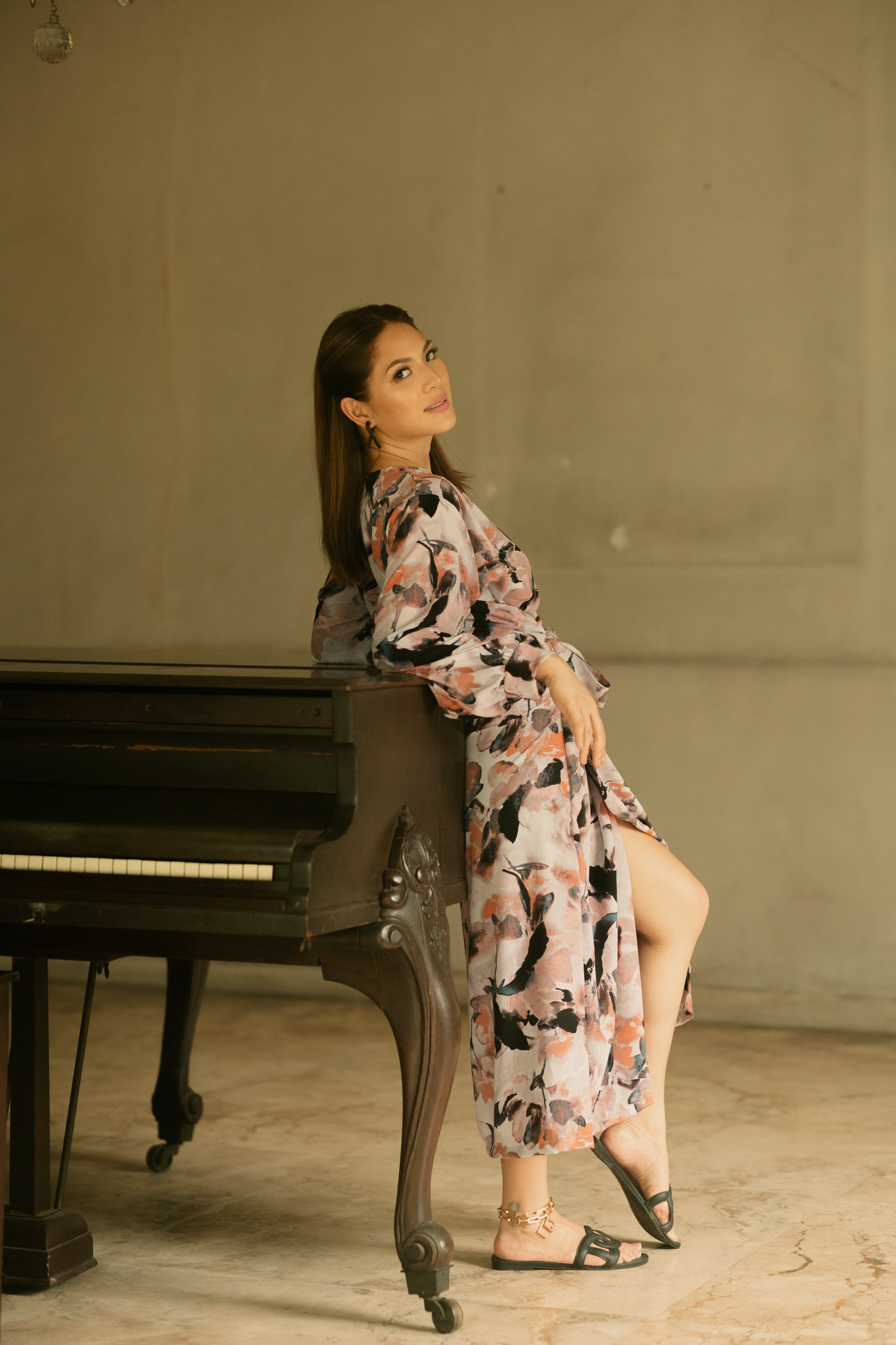 MUM x LDG 4: Damaris Premium Robe Dress