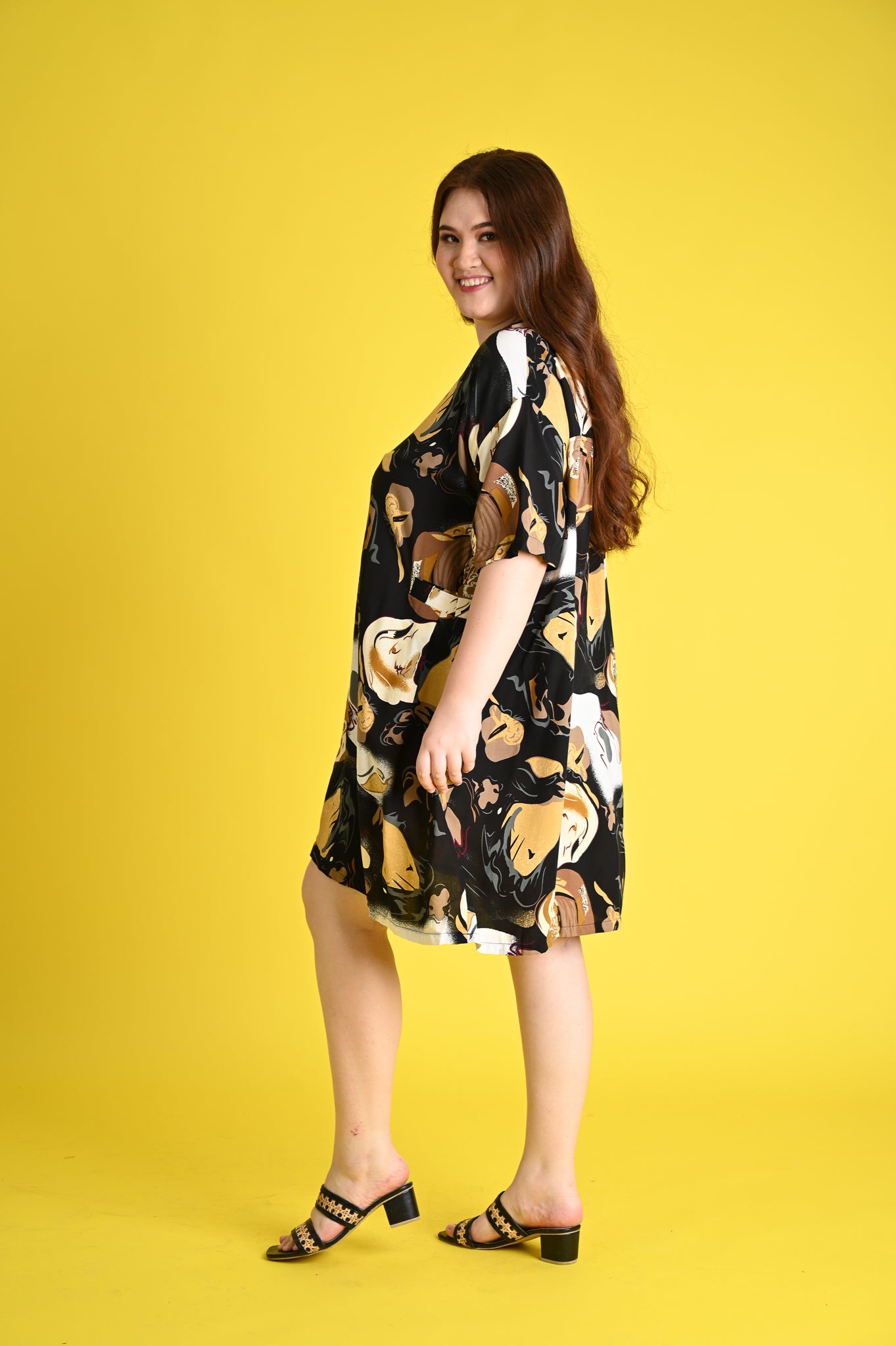 Mini, Midi, Maxi Part 2: France Mini Dress