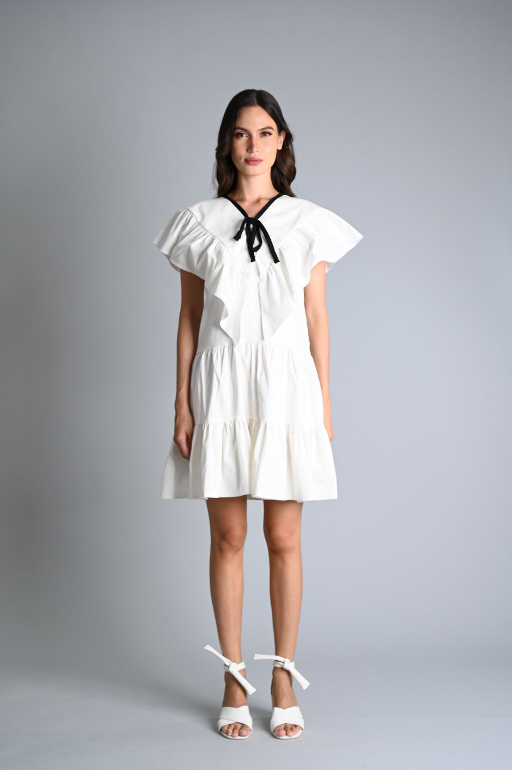 Black and White: Jenni