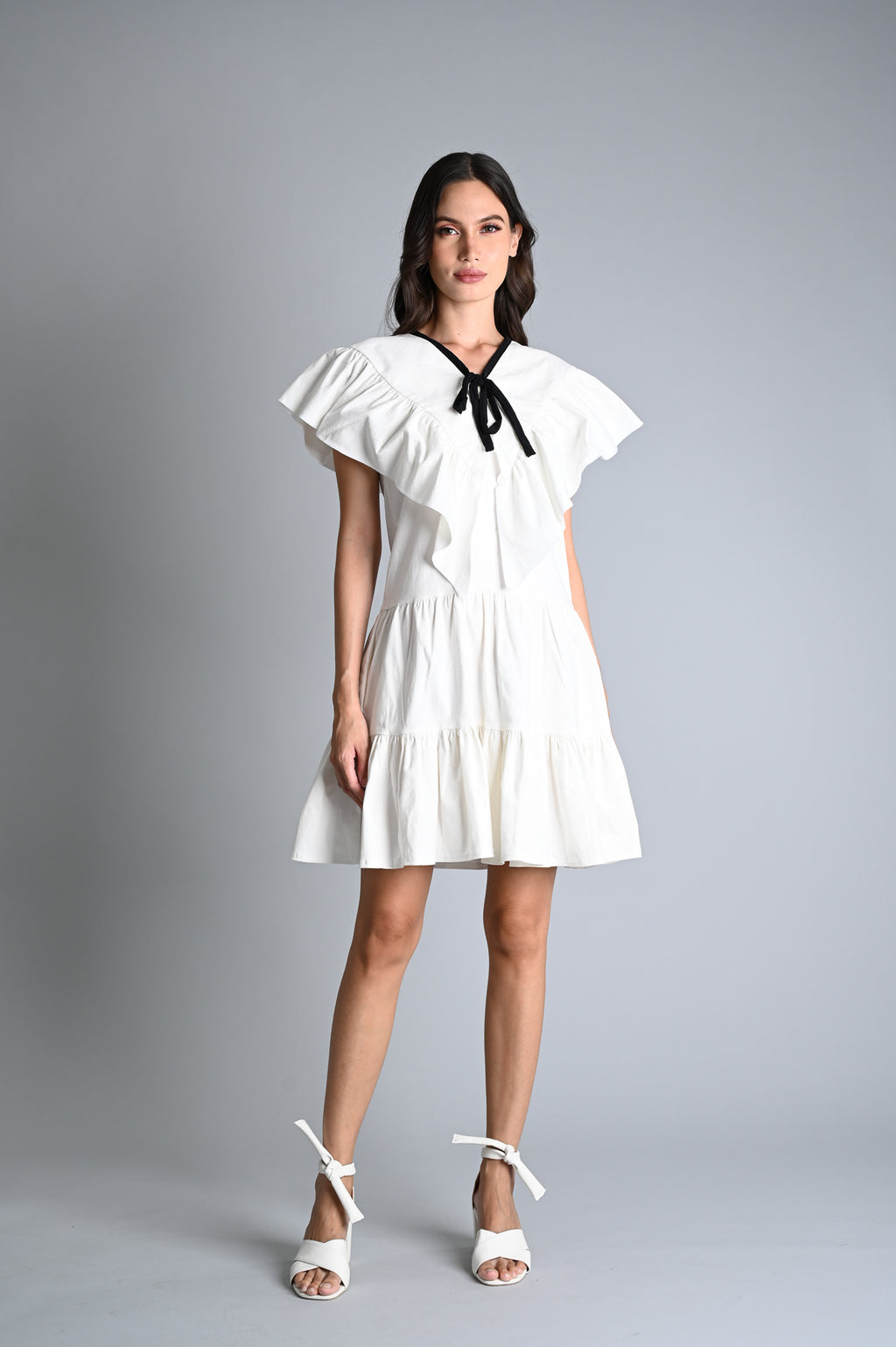 Black and White: Jenni