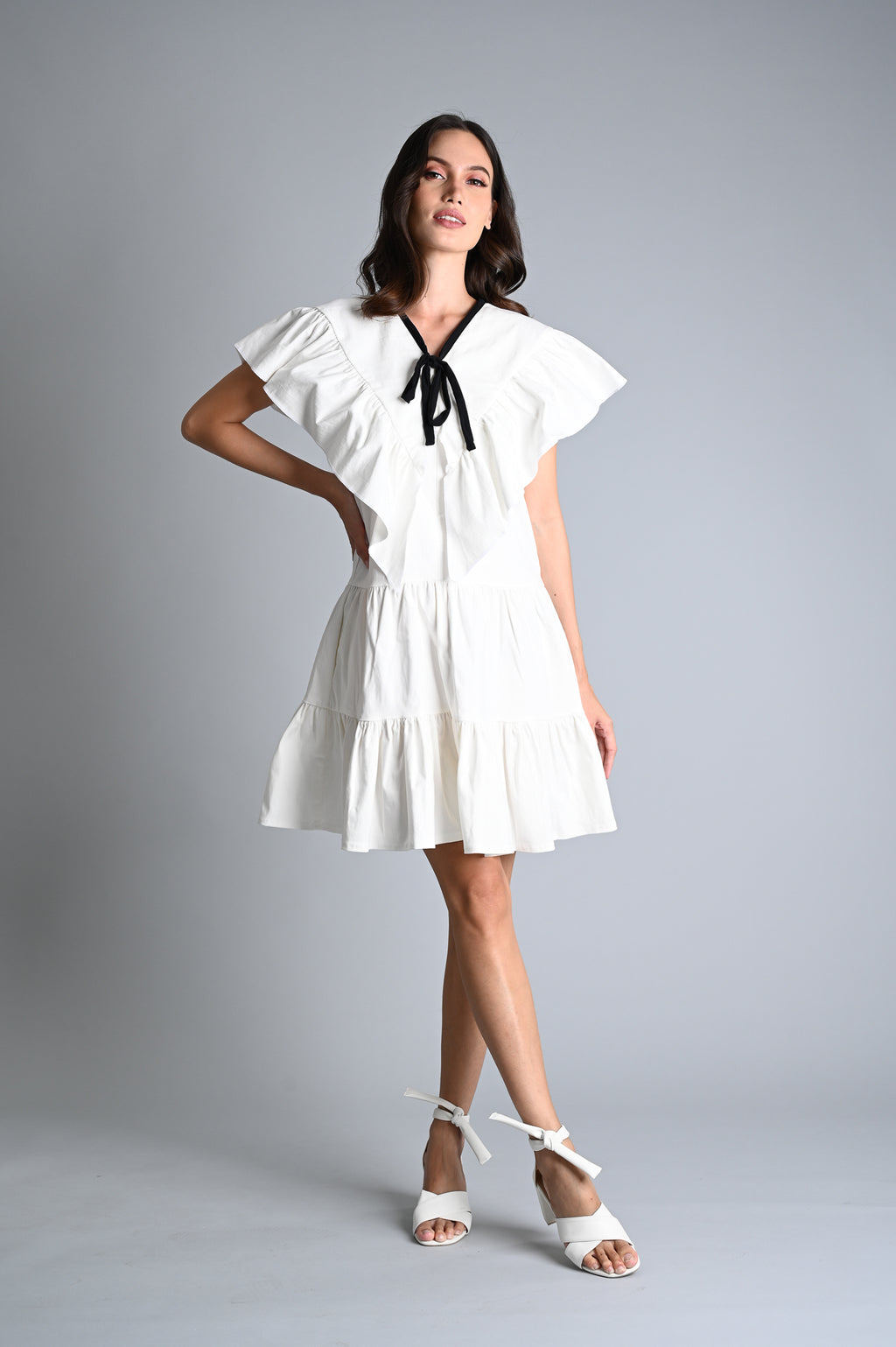 Black and White: Jenni