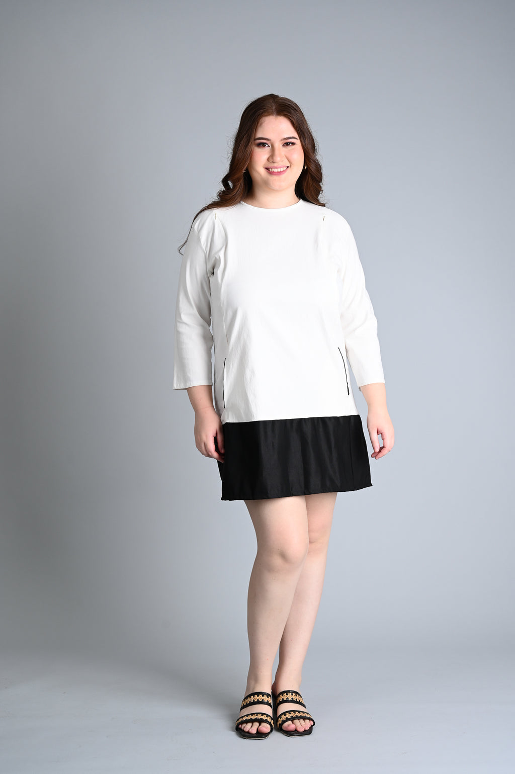 Black and White: Rona