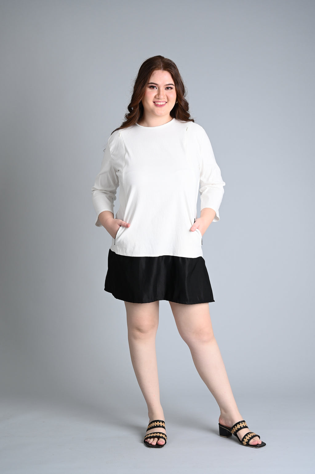 Black and White: Rona