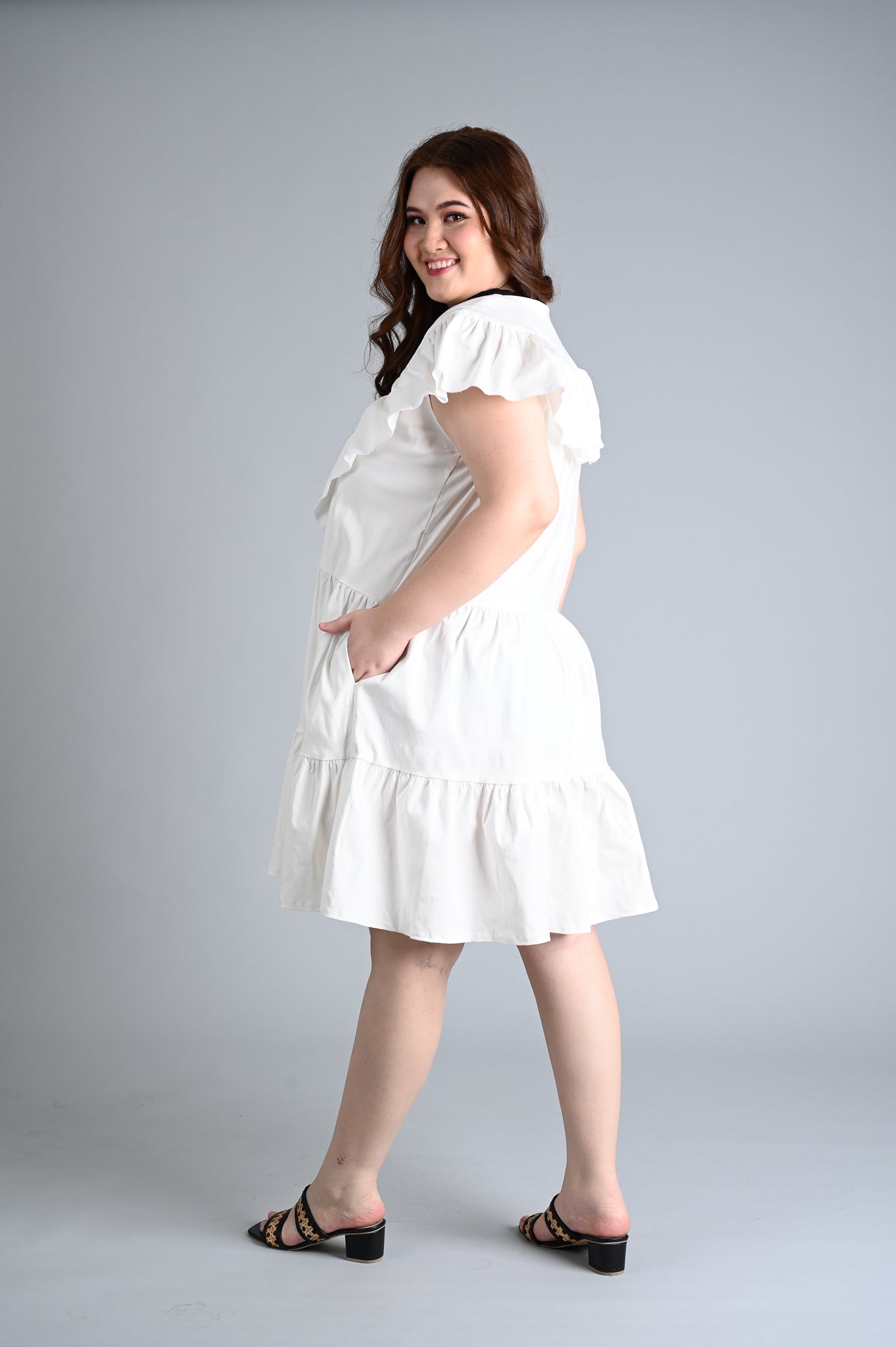 Black and White: Jenni