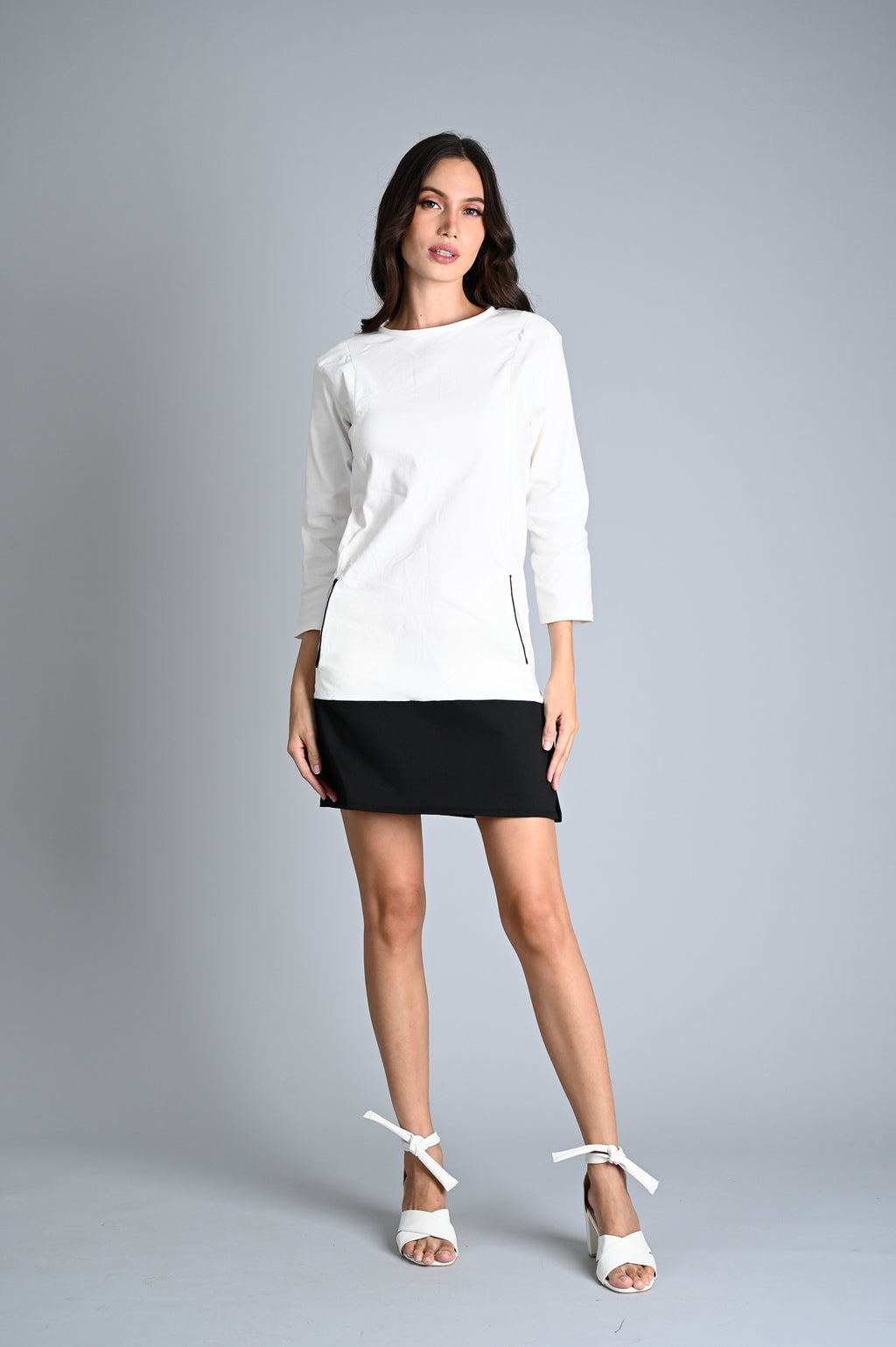 Black and White: Rona