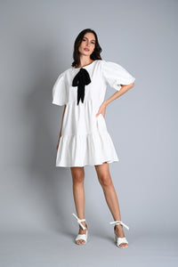 Black and White: Afra