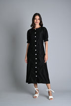 Black and White: Miren