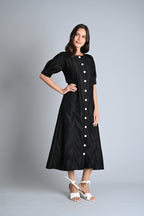 Black and White: Miren