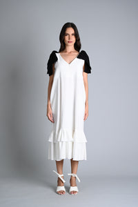 Black and White: Elvera