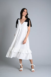 Black and White: Elvera