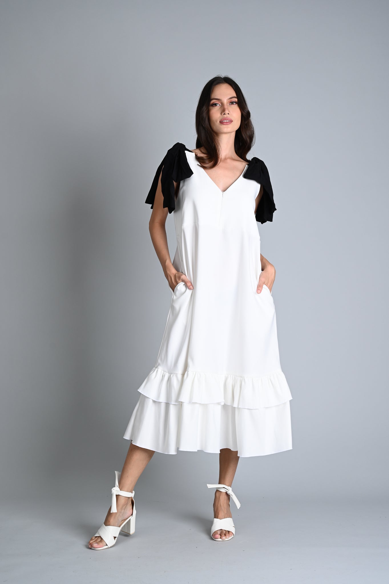 Black and White: Elvera
