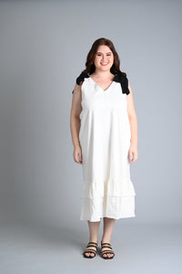 Black and White: Elvera