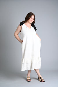 Black and White: Elvera