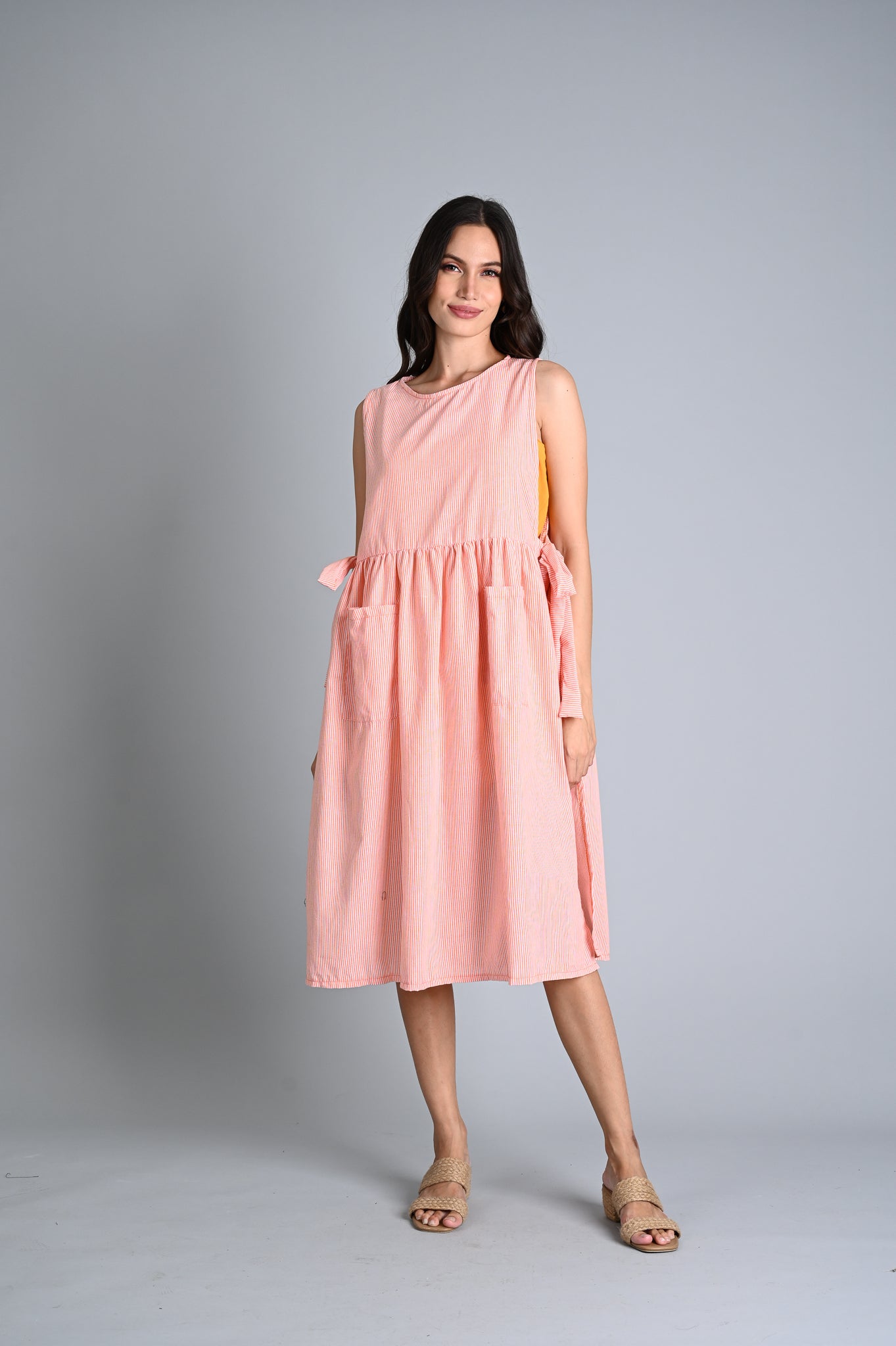 MUM x RPB 7: Madeline Chambray Multi-Purpose Side-Laso Apron/Breastfeeding Cover Pinafore