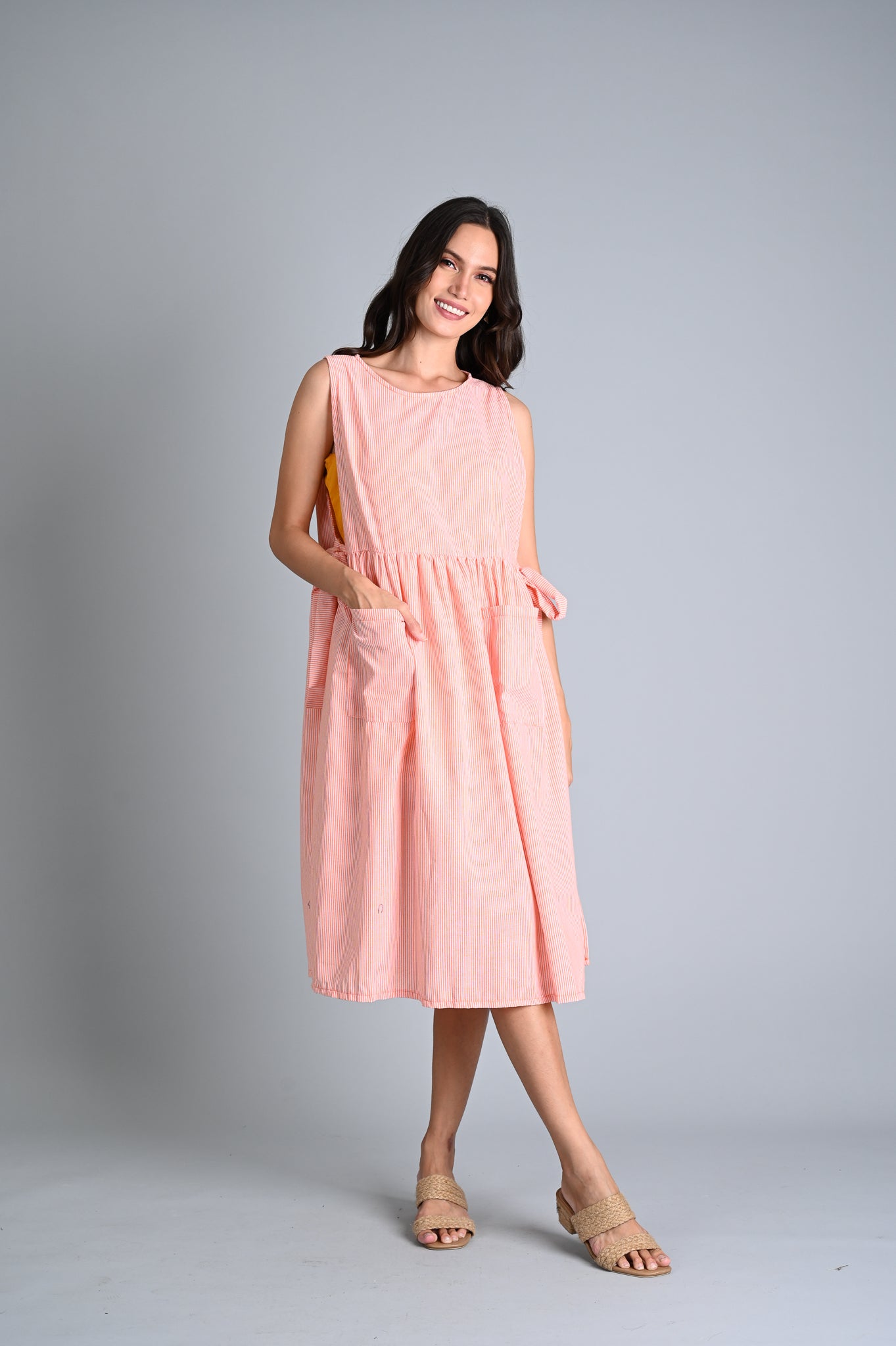 MUM x RPB 7: Madeline Chambray Multi-Purpose Side-Laso Apron/Breastfeeding Cover Pinafore