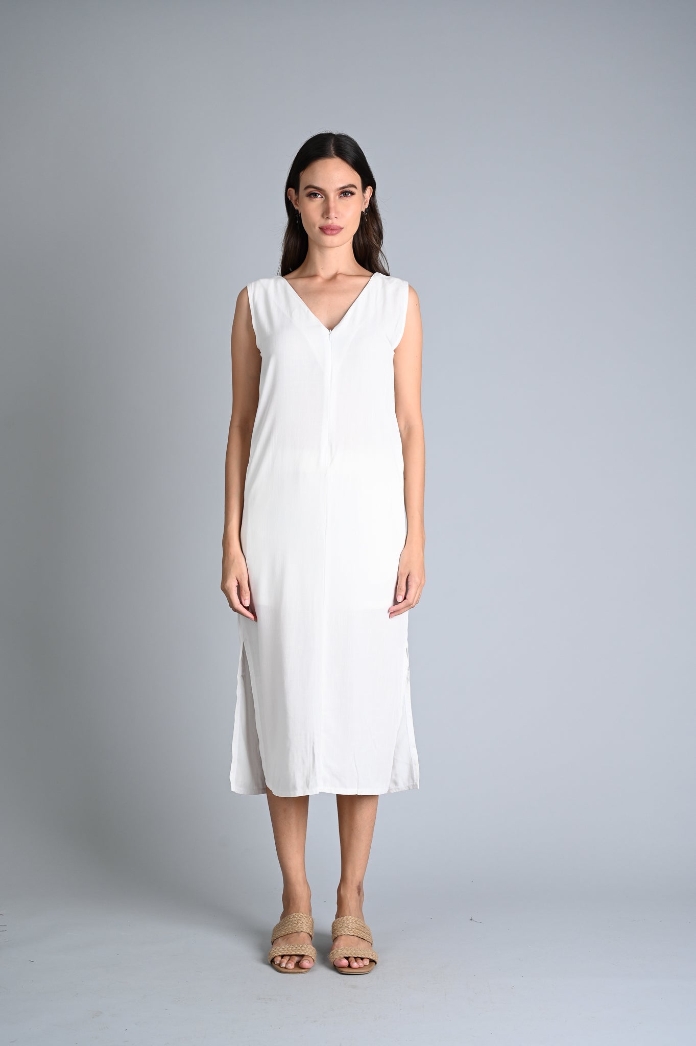 MUM x RPB 3: Ahira Deep Vneck Backless Dress