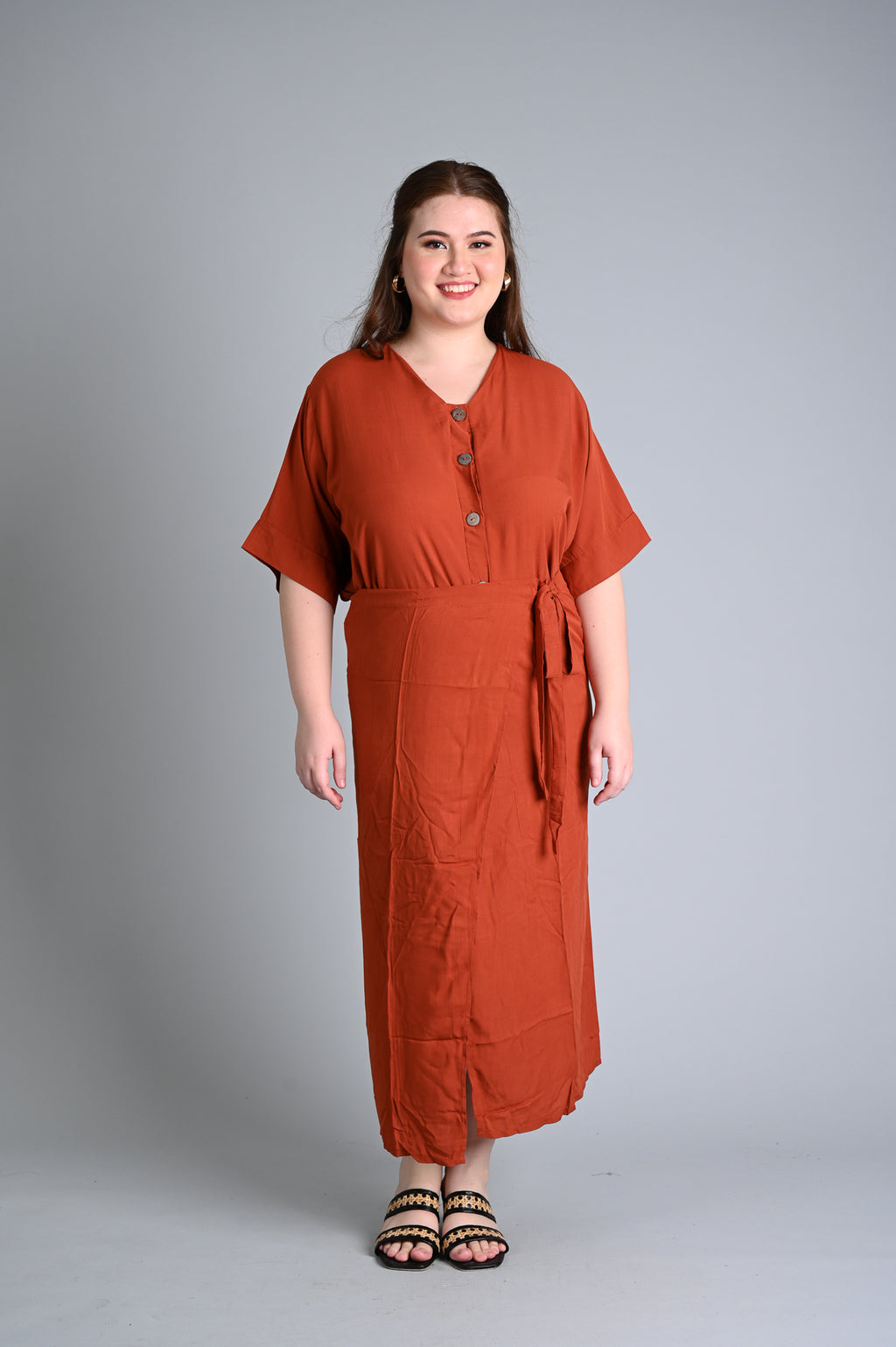 Bottoms: Aerilyn Sarong Skirt