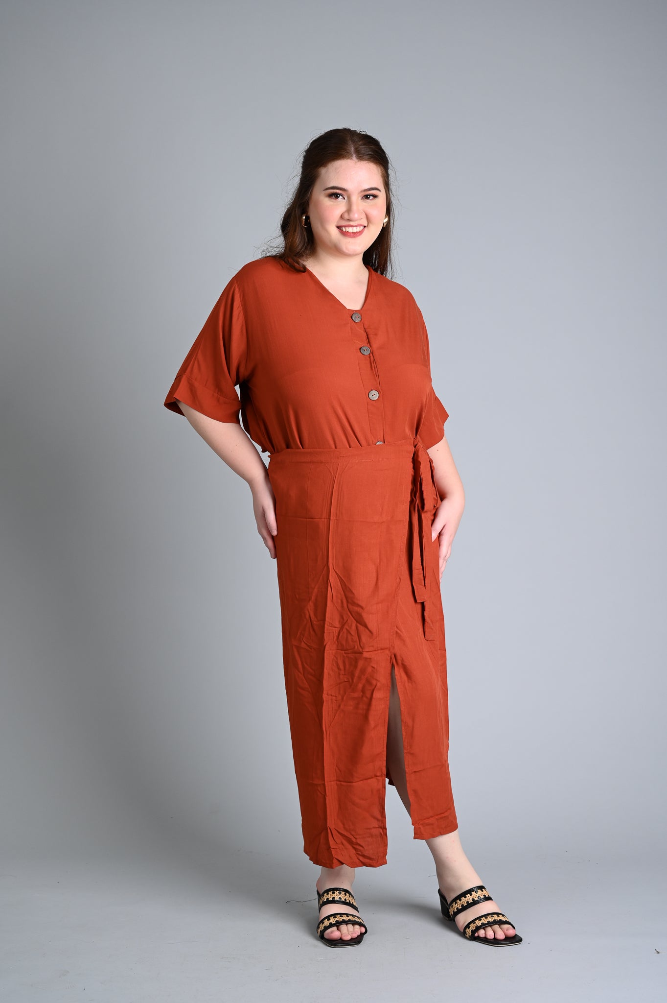 Bottoms: Aerilyn Sarong Skirt