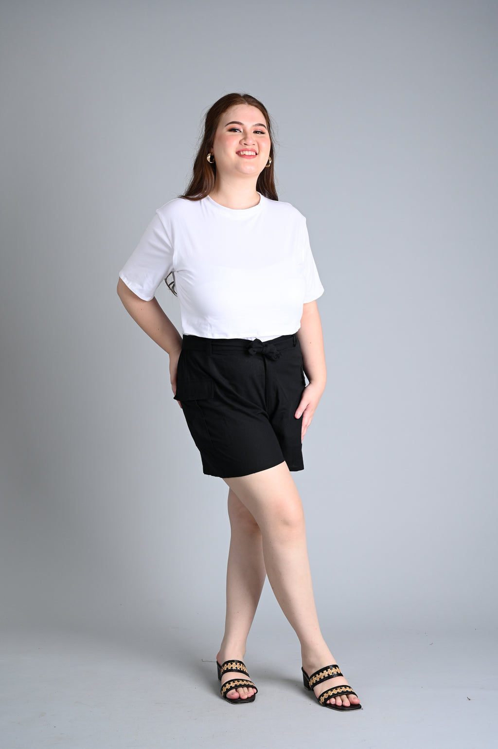 Bottoms: Adalwine Cargo Shorts