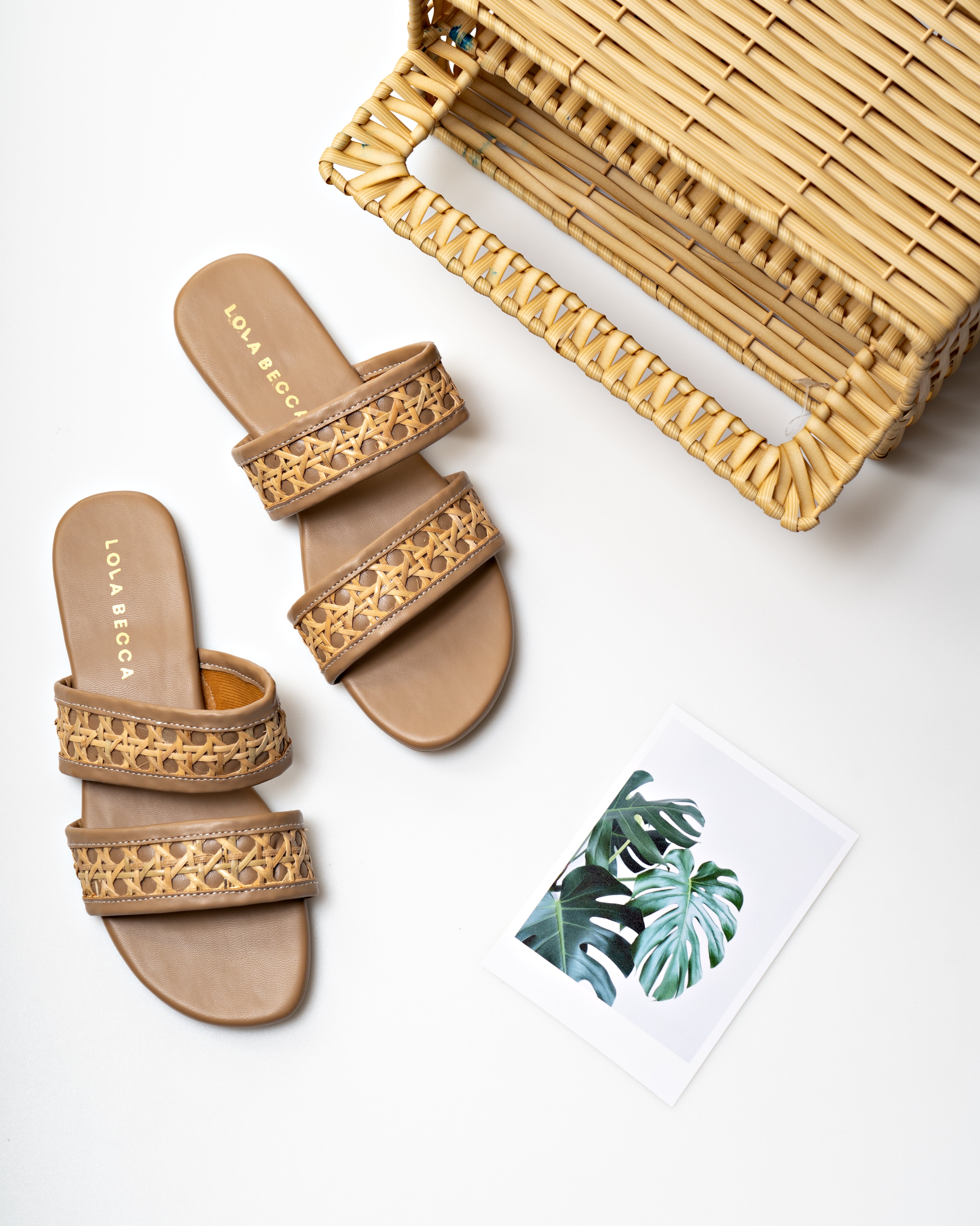 Lola Becca 06: Ligaya Flat Sandals
